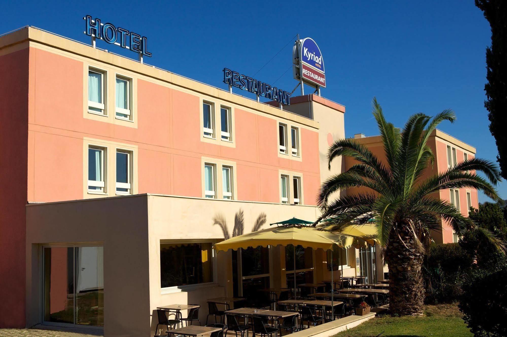 Brit Hotel Marseille Aeroport Ле-Пенн-Мирабо Экстерьер фото